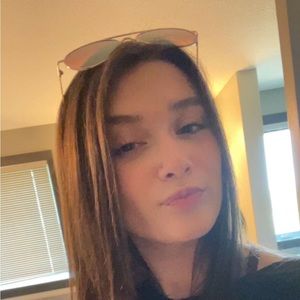 Meet your Posher, Lexi